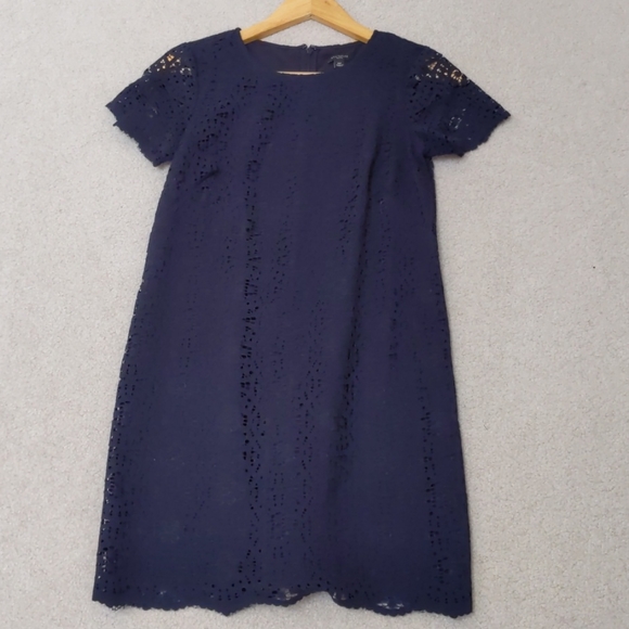 XSOLDX NWOT Ann Taylor Lace Shift Dress 0P Navy Blue $129 - Picture 5 of 11